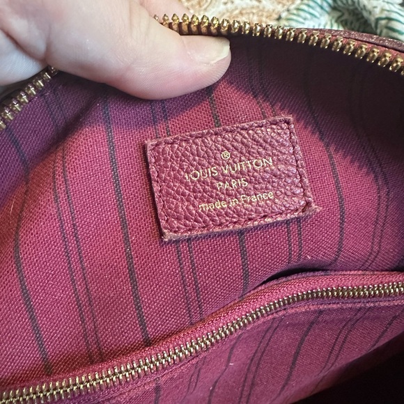 Louis Vuitton Empreinte tote - Picture 8 of 12